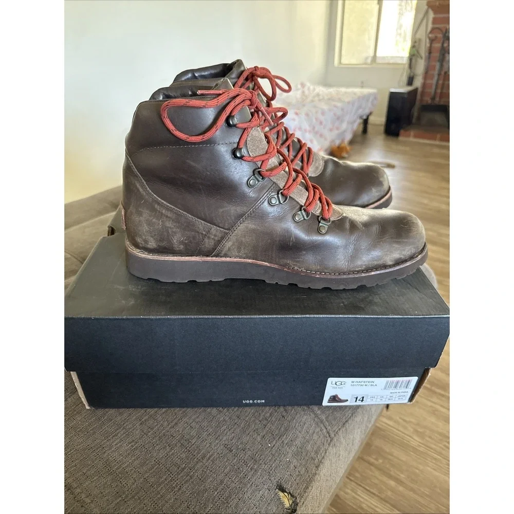 UGG hafstein brown